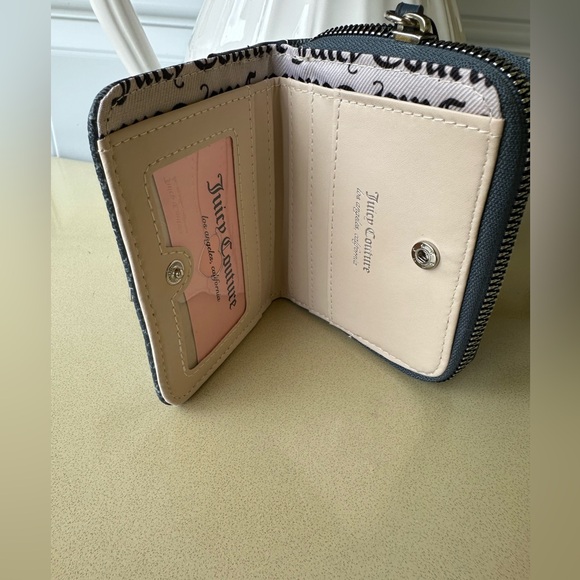 Juicy Couture Denim Blue Eastside Westside Lock and Key Logo Cardholder Wallet - Picture 2 of 4